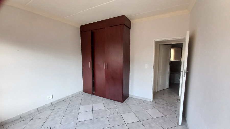 2 Bedroom Property for Sale in Potchefstroom North West